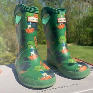 Hunter rain boots first pull-on Peter Rabbit